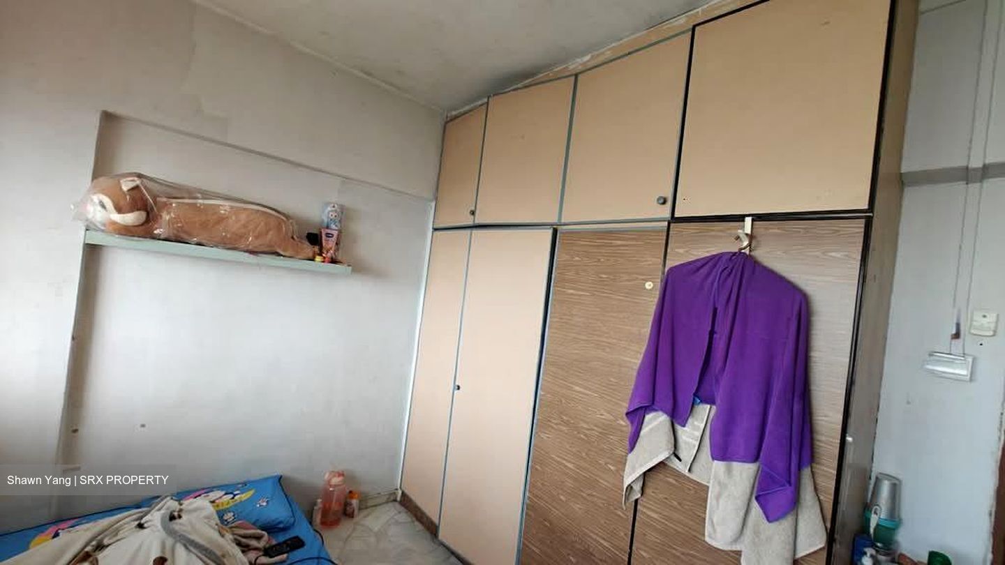 Blk 559 Jurong West Street 42 (Jurong West), HDB Executive #547395261